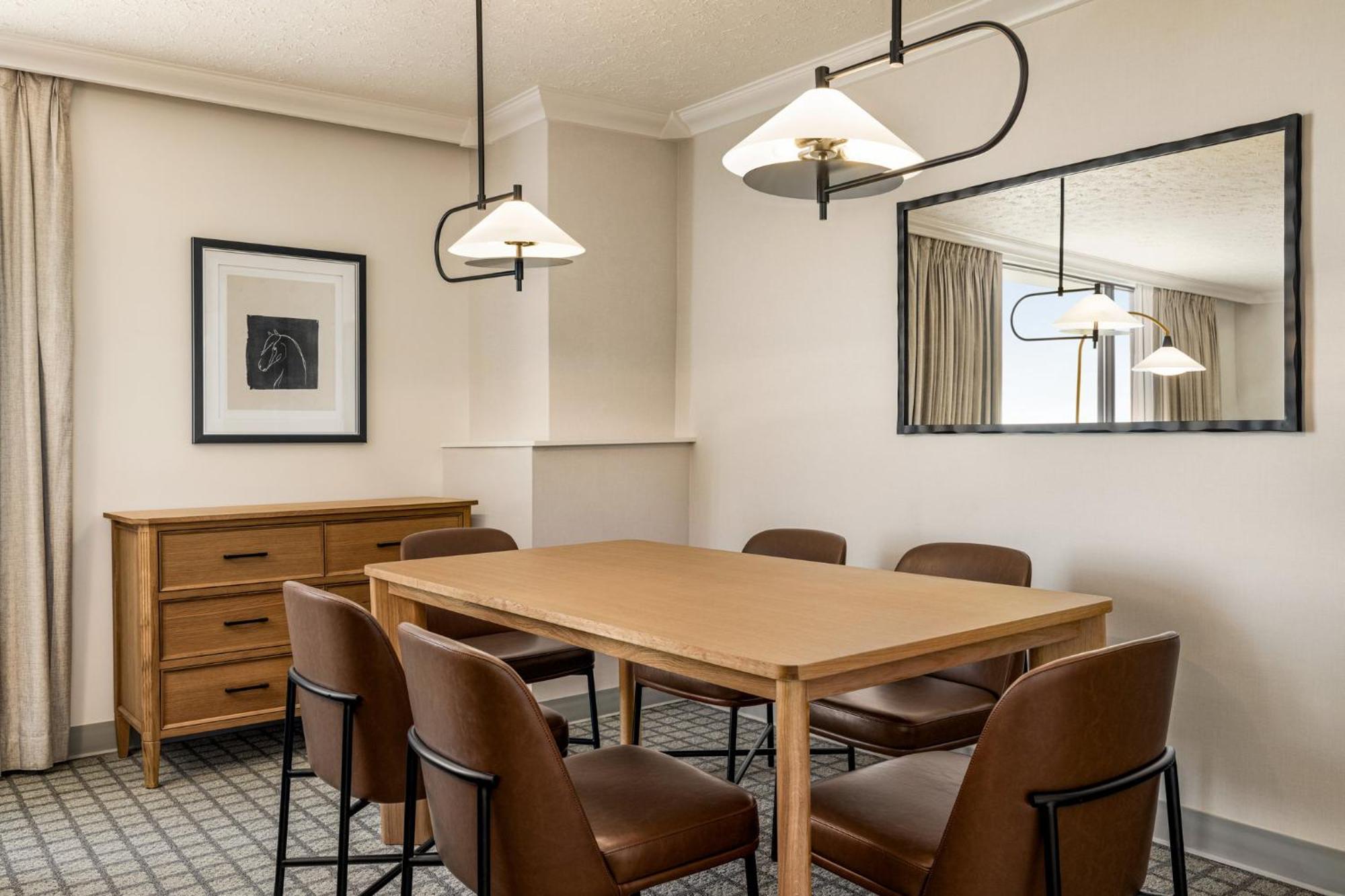 Crowne Plaza Louisville Airport Expo Ctr By Ihg Extérieur photo