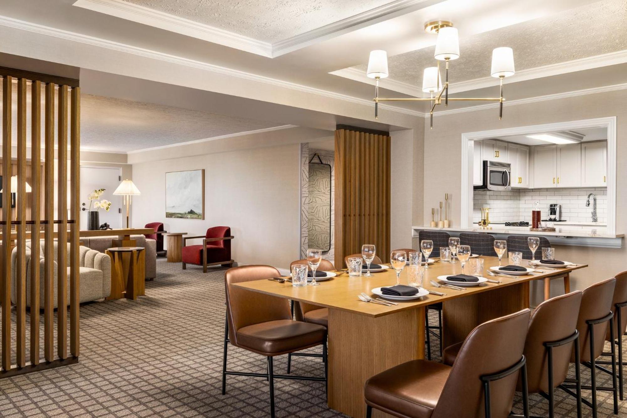 Crowne Plaza Louisville Airport Expo Ctr By Ihg Extérieur photo