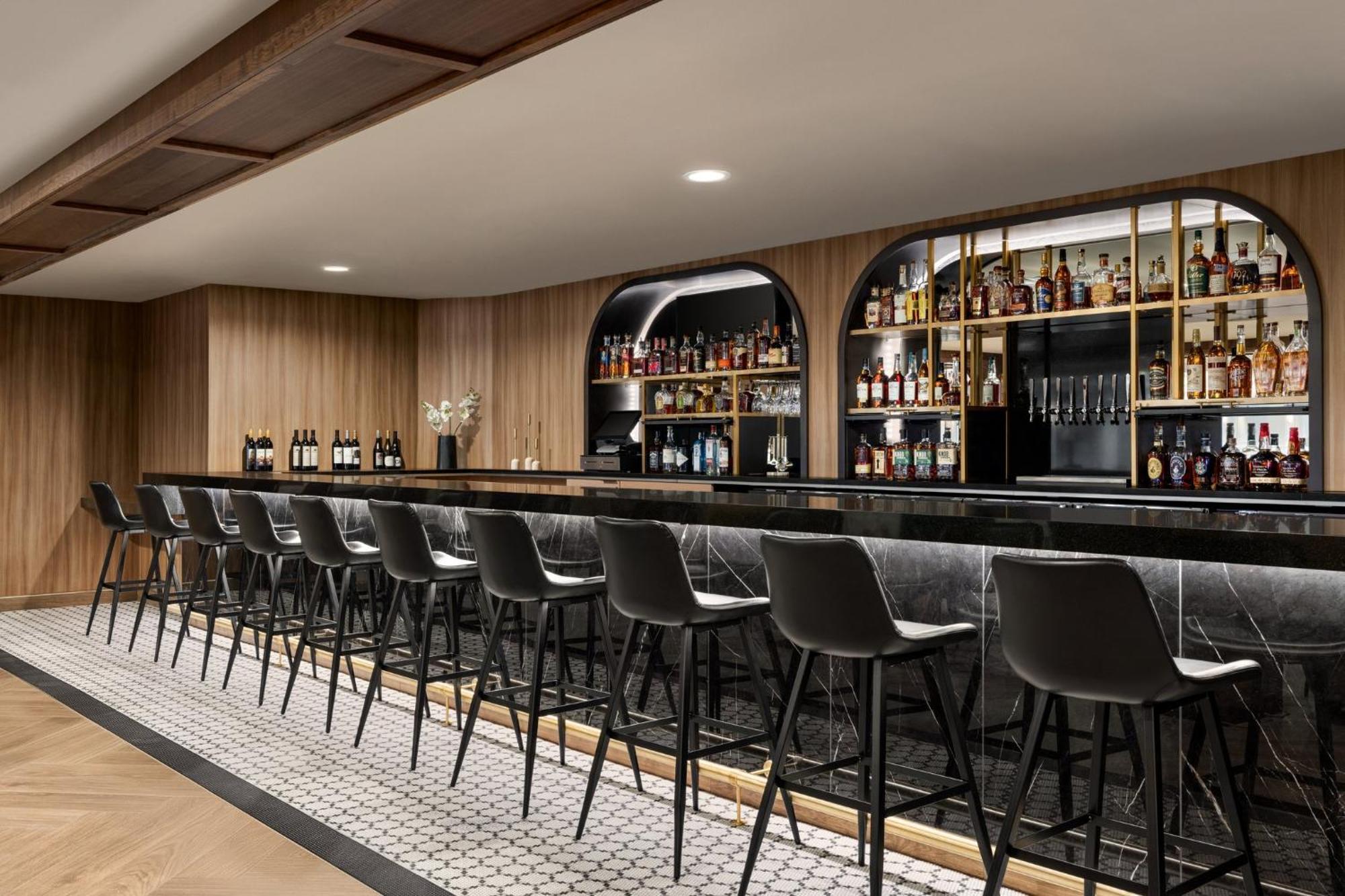 Crowne Plaza Louisville Airport Expo Ctr By Ihg Extérieur photo