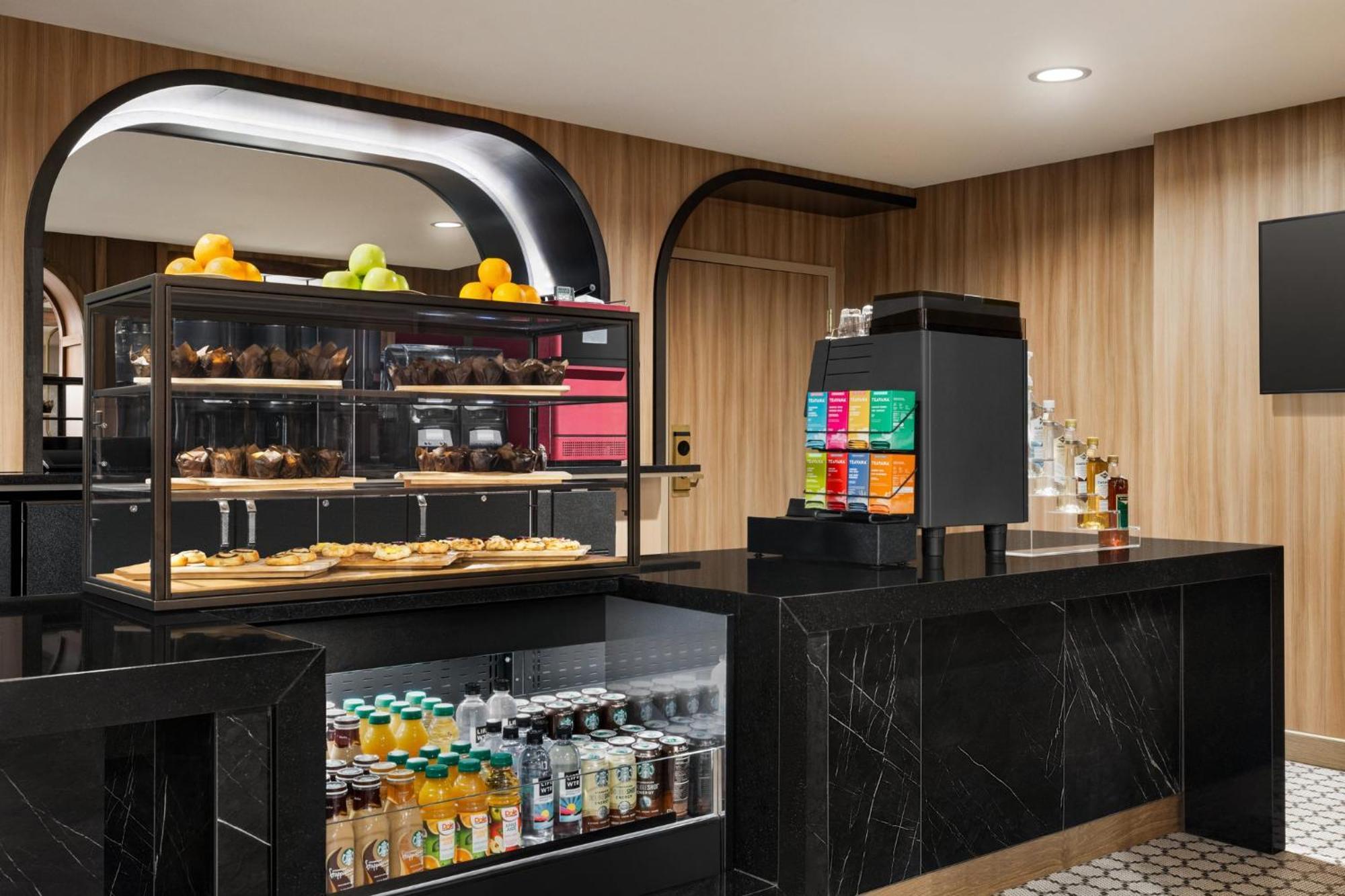 Crowne Plaza Louisville Airport Expo Ctr By Ihg Extérieur photo