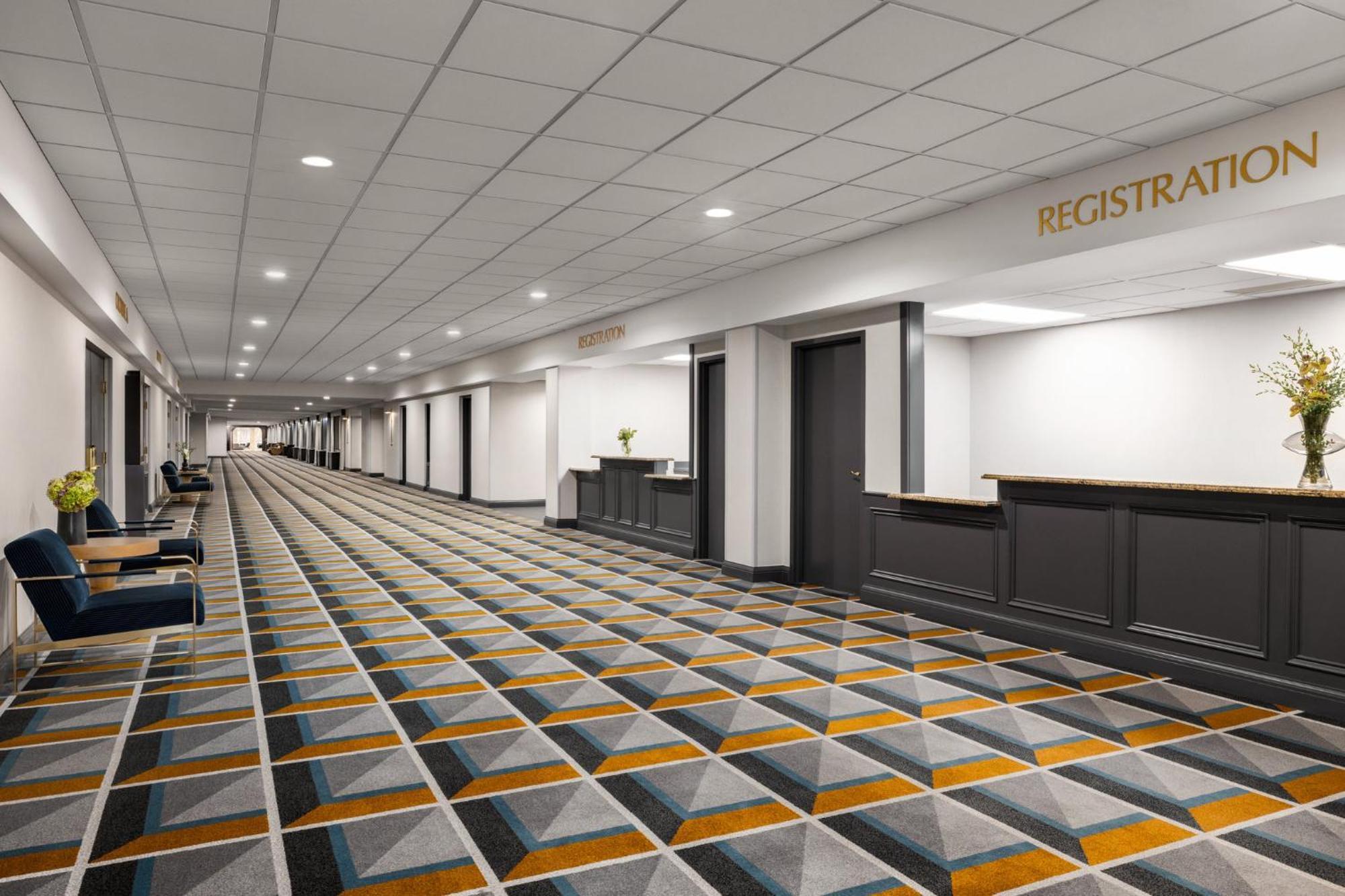 Crowne Plaza Louisville Airport Expo Ctr By Ihg Extérieur photo